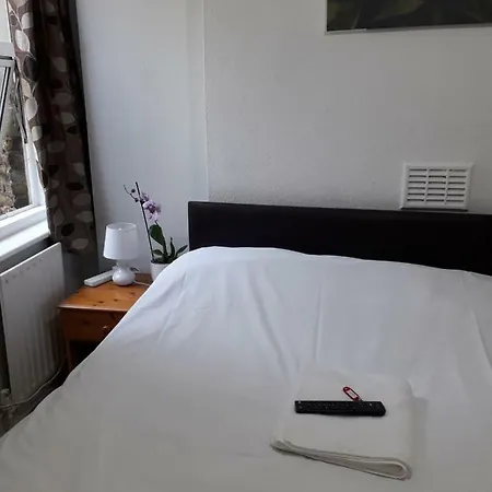 Guest house 20 East Tenter Street