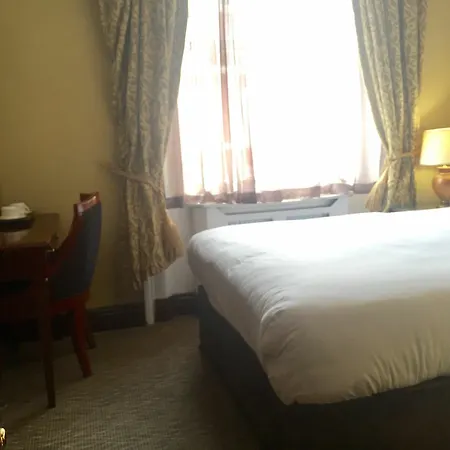 Dreamtel Kensington Hotel