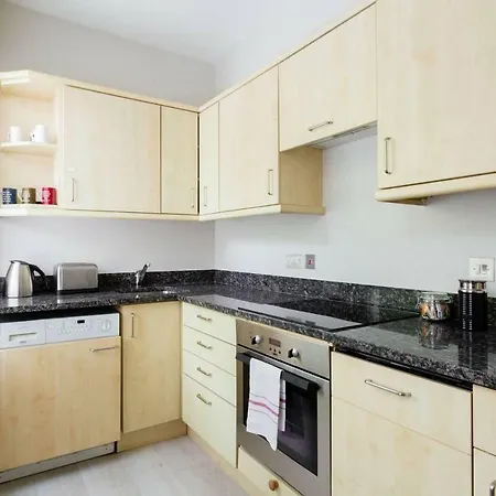 Apartment Cadogan Street London