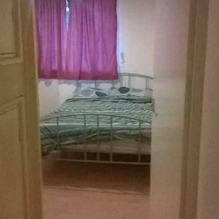 Double Bed @clapham London