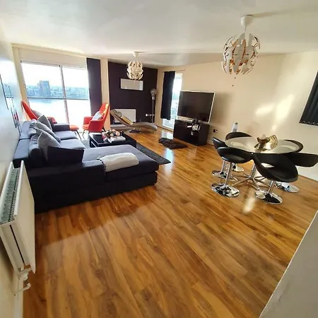 Affluent Riverside Sark Tower *