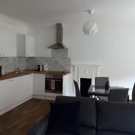 Devonshire Terrace Apart Otel