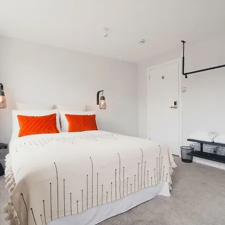Maison d'hôtes D8 - Shoreditch 4*