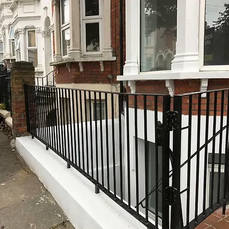 6 Wernbrook Street Woolwich