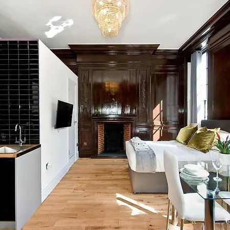 Marble Arch Studio *