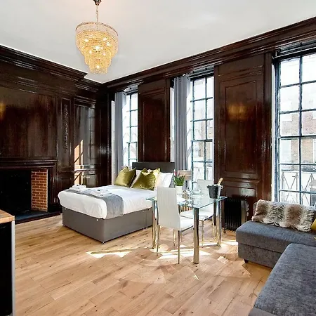 Marble Arch Studio * London