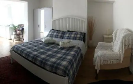 Guest house Commodity