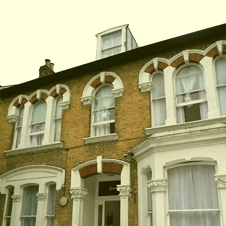 Queens Drive At Finsbury Park London