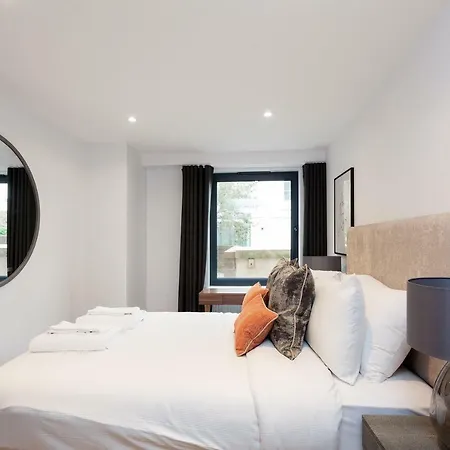 Apartment The Carlyle - Stunning Serviced