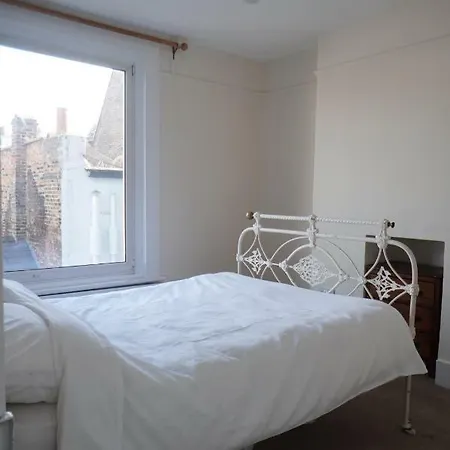 Lovely Notting Hill - Entire House Apartment