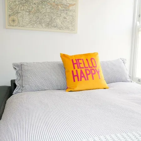 2-bed Notting Hill / Portobello Apartment London