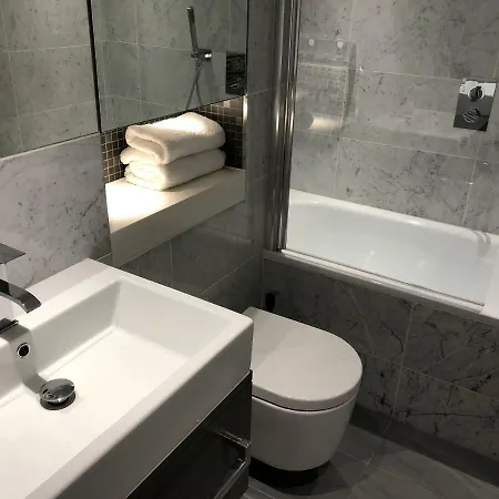 Eye Suites London