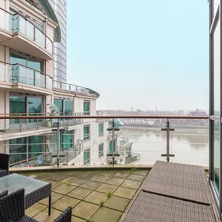 Apartment River View *