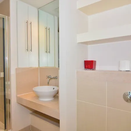 Apartment Canary Wharf - Corporate Riverside Apartments London
