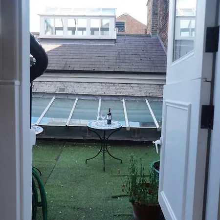 Lovely Notting Hill - Entire House Apartment *