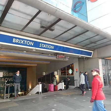 Stylish In Trendy Brixton - B