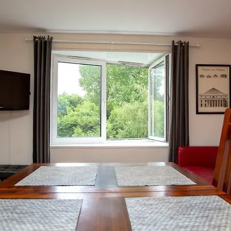Great 2 Bedrooms 15 Mins From The Centre Apartment London