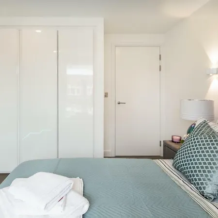 Premier Penthouse Apartment *