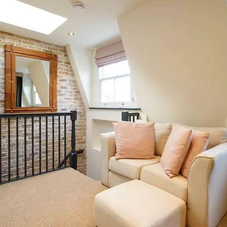 Forbee Studios London