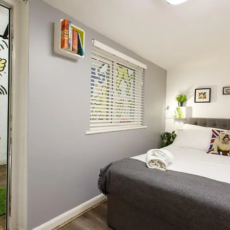 Notting Hill Residences Apartment *