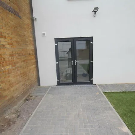 Apartment Holden Court - 3 *