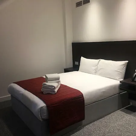 Somerville London Heathrow Hillingdon
