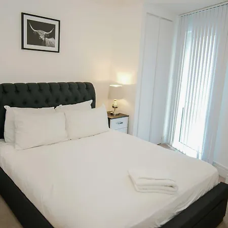 Executive 2 Bed