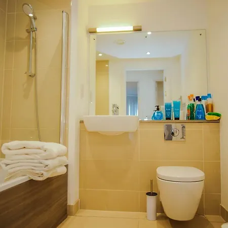 Executive 2 Bed Apartment