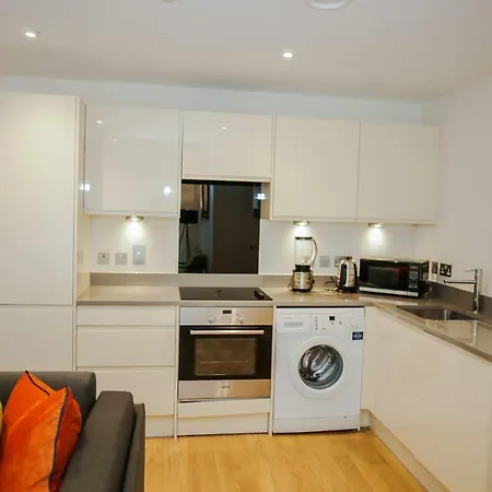 Executive 2 Bed