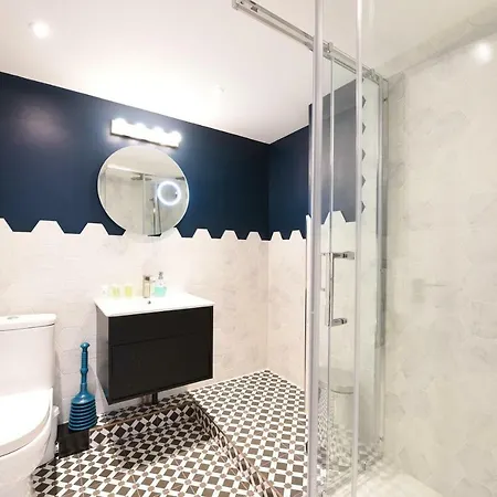 Apartment Stylish!! Spacious 2 & 3 Deluxe Near Victoria Station *