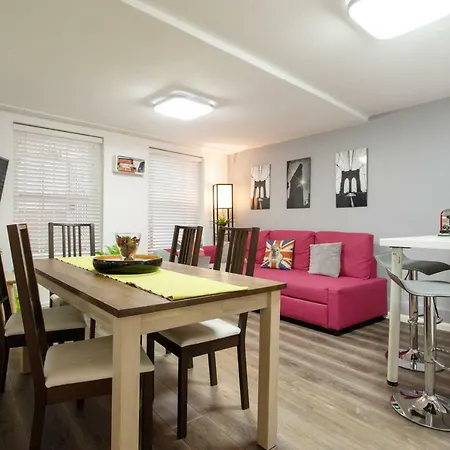 Notting Hill Residences Apartment *
