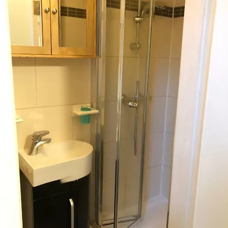 Nocleg ze śniadaniem Tourian Lounge Hotel Londyn