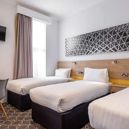Otel Comfort & Kings Cross St. Pancras 4*