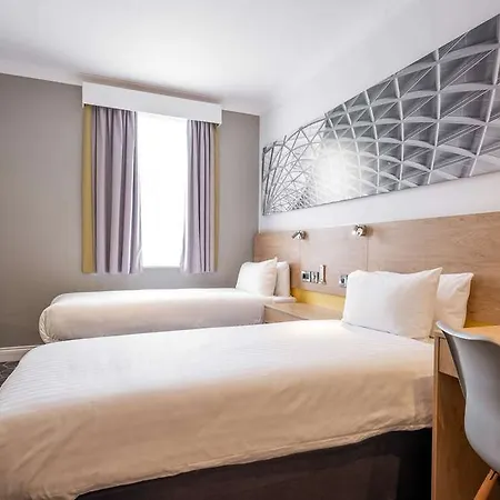 Otel Comfort & Kings Cross St. Pancras Londra