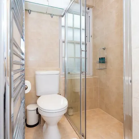 New 2 Bed In Covent Garden *