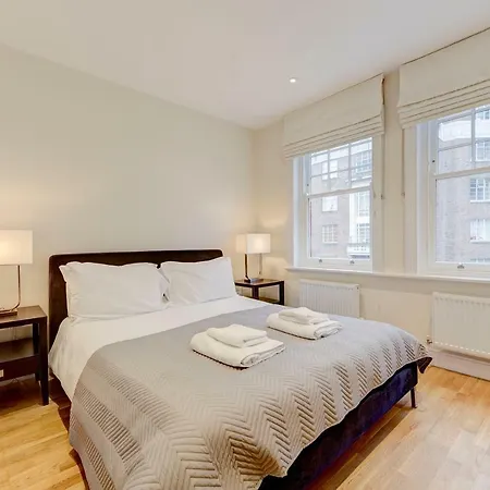 Hamlet Gardens Apartment London