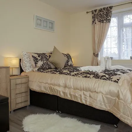 Gooseacre Guest house 3*