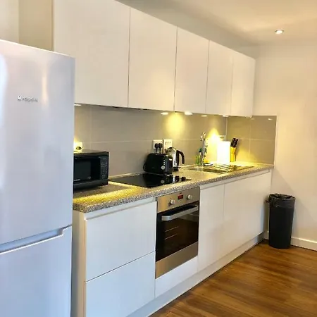 Stylish Apartments In Victoria & Westminster