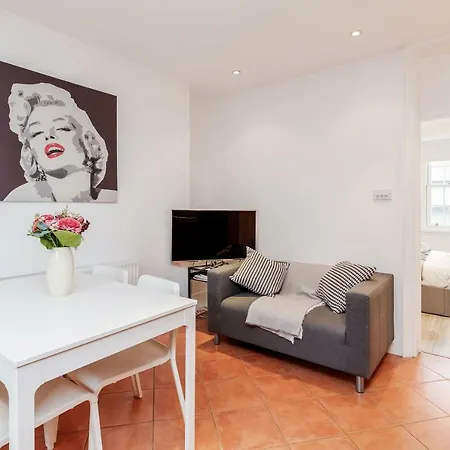 New 2 Bed In Covent Garden