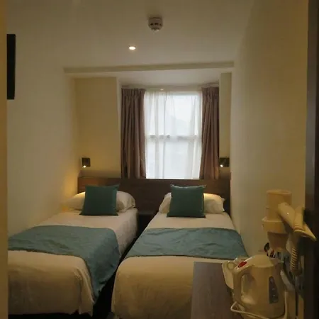 Glendale Hyde Park 3*