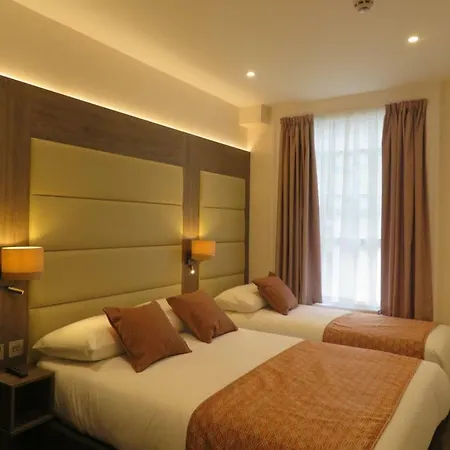 Glendale Hyde Park Hotel 3*