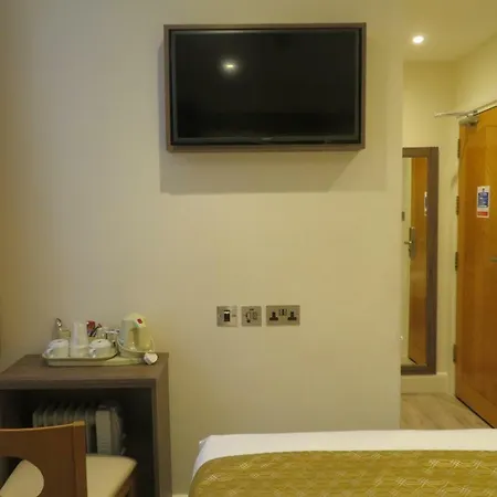 Glendale Hyde Park Hotel 3*
