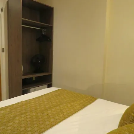 Glendale Hyde Park 3*