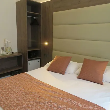 Glendale Hyde Park 3*