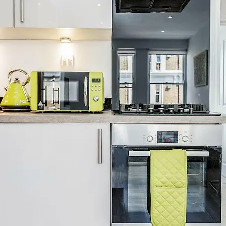 2-bed Notting Hill / Portobello Apartment