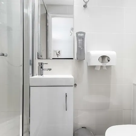 Apartment The Dome Hotel London