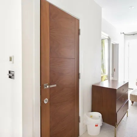Keysan House-2 5* London