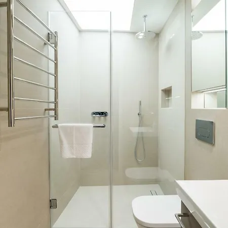Mirabilis - Bayham Street Apartment London