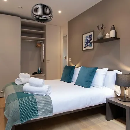 Mirabilis - Bayham Street Apartment