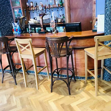 The Six Bells Hotel Enfield